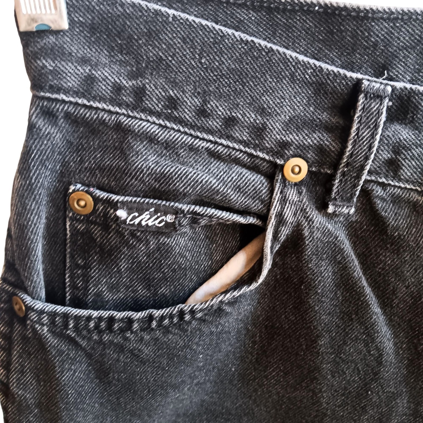 Vintage Jeans Size 12 30×33 Chic Women’s Black High-Waisted Tapered 1980’s Tall