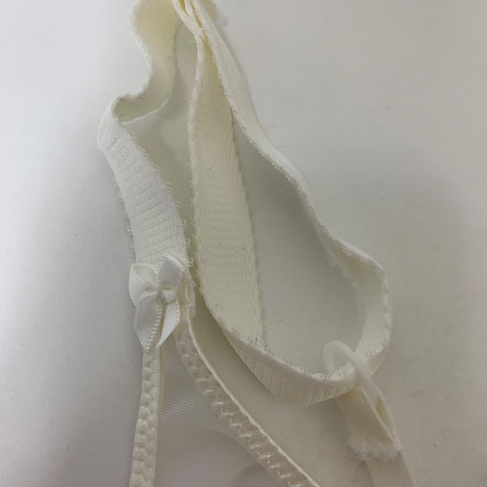 VTG 80s Bali Bra 34C White Satin Lace Underwire Sheer Romantic Bridal