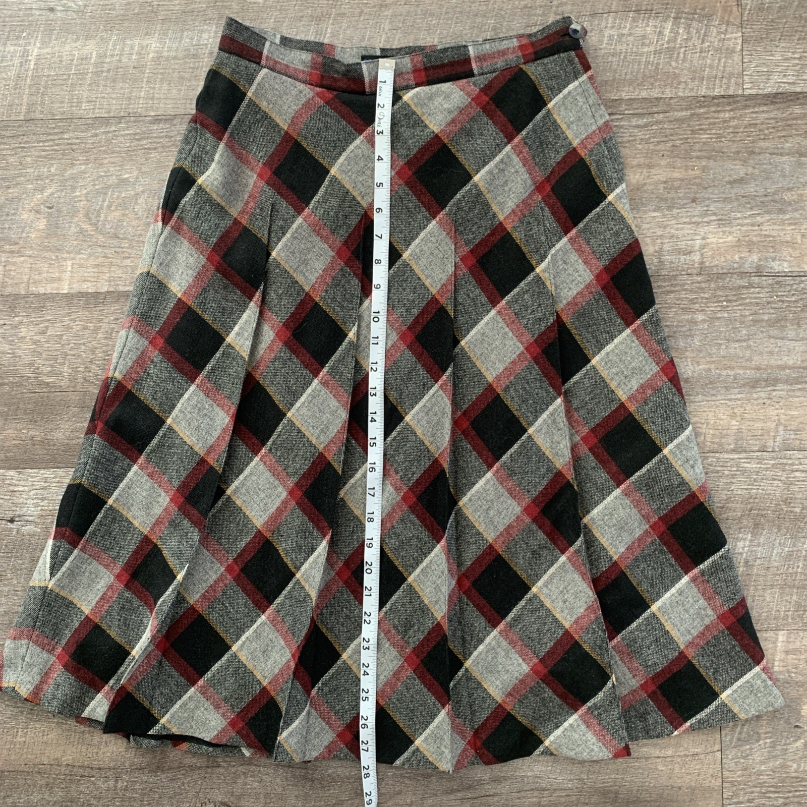Vintage Panther Plaid Pleated Bias Skirt Red Grey Black Cream Gold Size 11/12