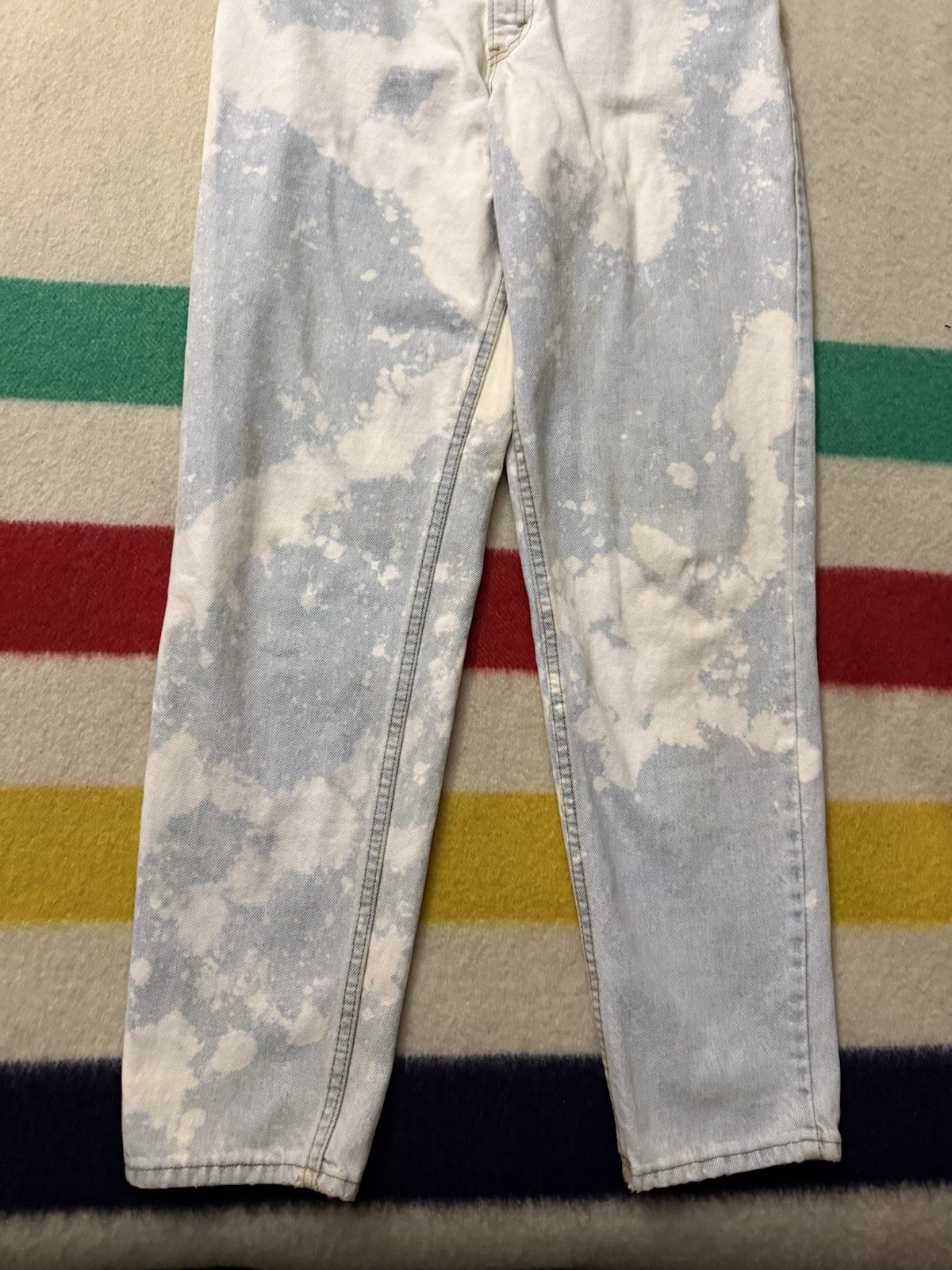 Women’s Vintage 90s Levis 16550-0233 Acid Wash Bleach Tie Dye Jeans 28/29 X 30