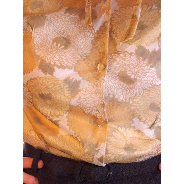 VTG 1950s Sheer Nylon Blouse Gold Floral Print Secretary Pinup Size 34 Bust 38