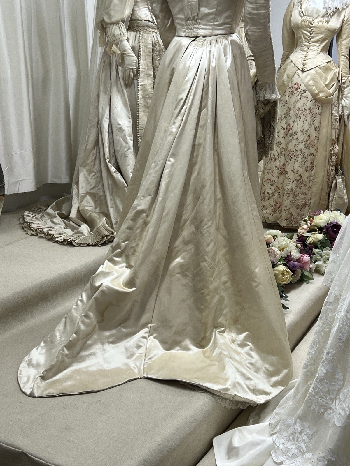 Antique.Edwardian Two-piece wedding suit. 1901, France