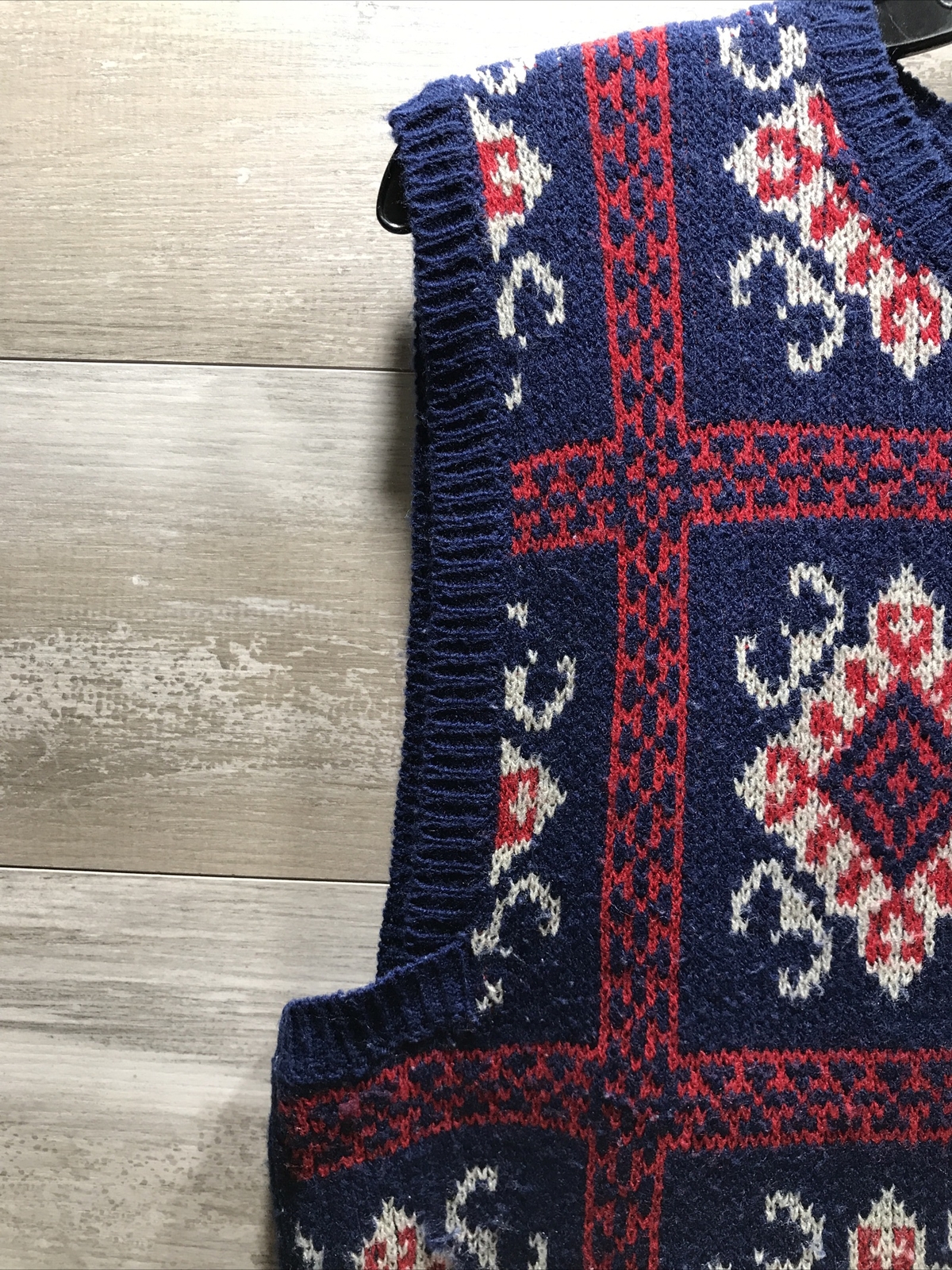 Country Suburbans Sz M Sweater Vest Blue Red Multicolored Vintage Retro