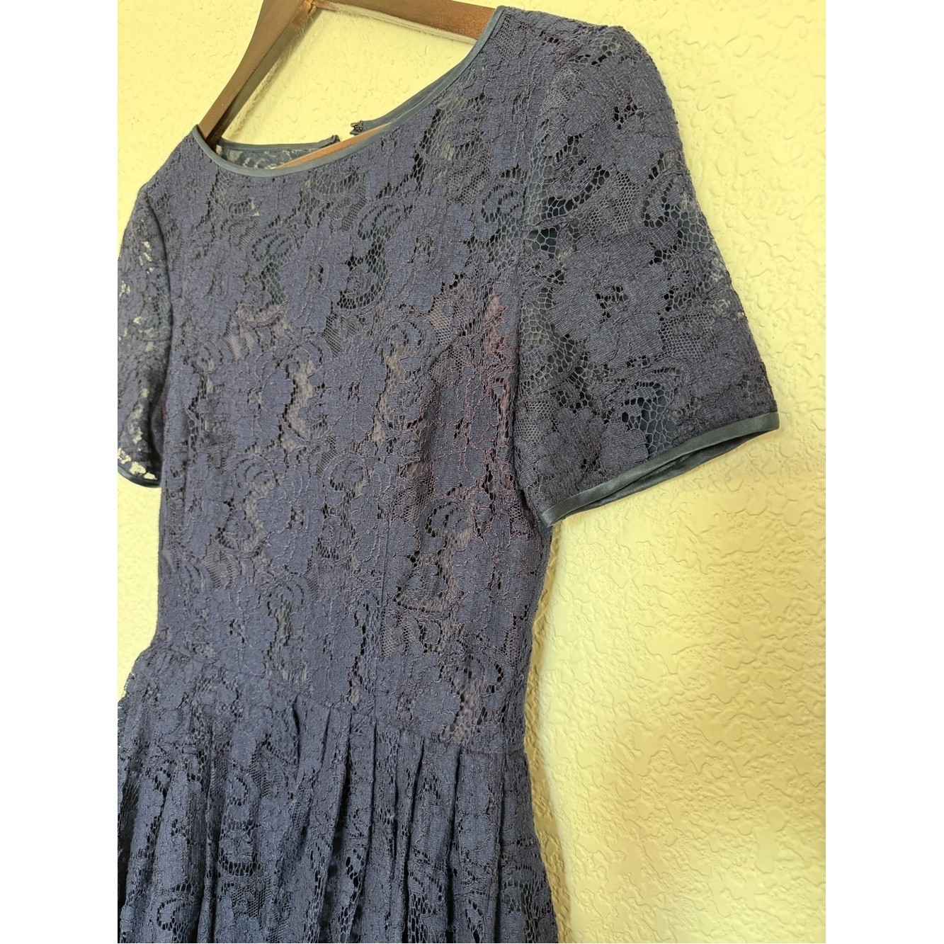 Vintage Nipon Boutique Lace Fit & Flare Dress | Navy Blue | Romantic | Size 4