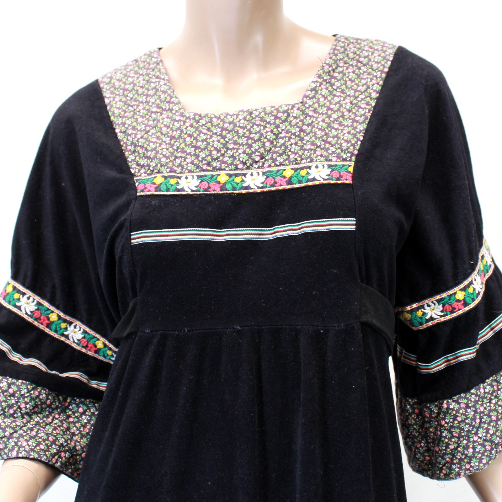Vintage J.C. Penney velvet maxi zipped velvet loungewear robe house dress Medium