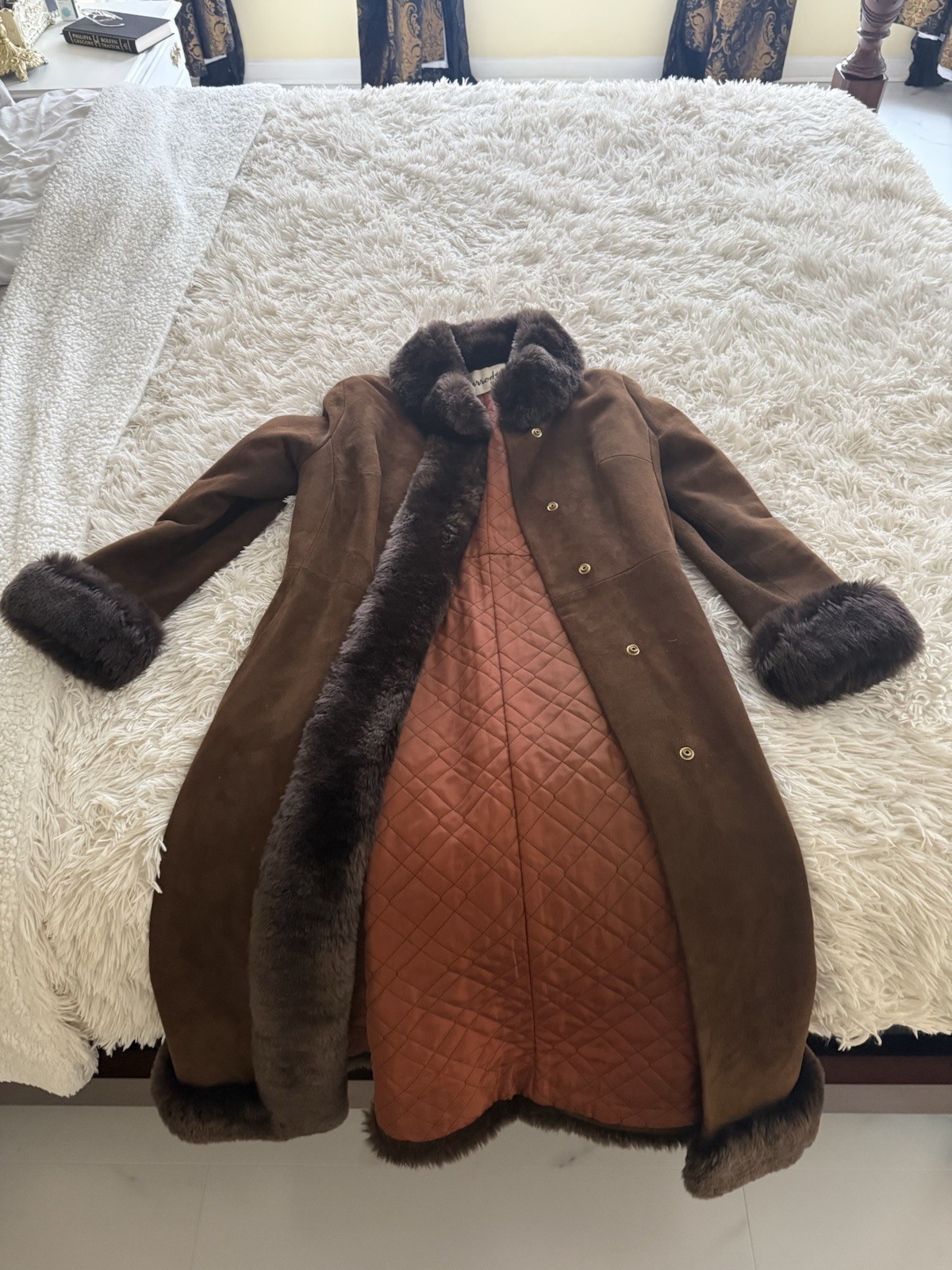 Vintage 1960’s Harrods of London Suede Leather Women’s Coat with Fur Trim Size S