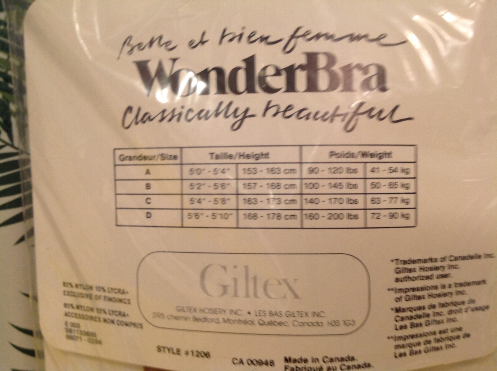 Vintage Pantyhose 2 Pairs All Sheer For 25$ Wonderbra impression beige size D