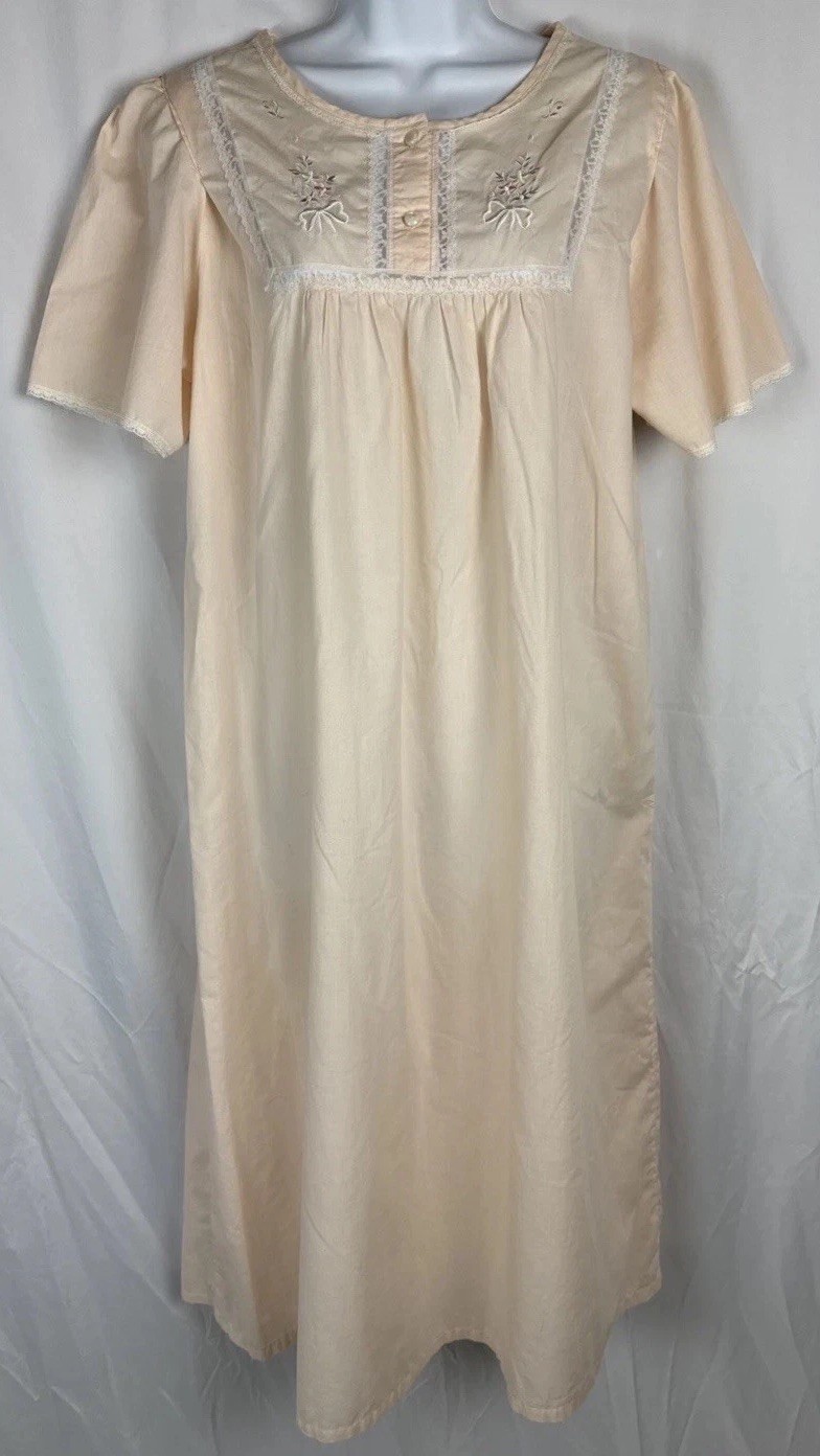 BARBIZON Pale Peach Nightgown Lace & Floral Accents Full Length Vintage Sz LG