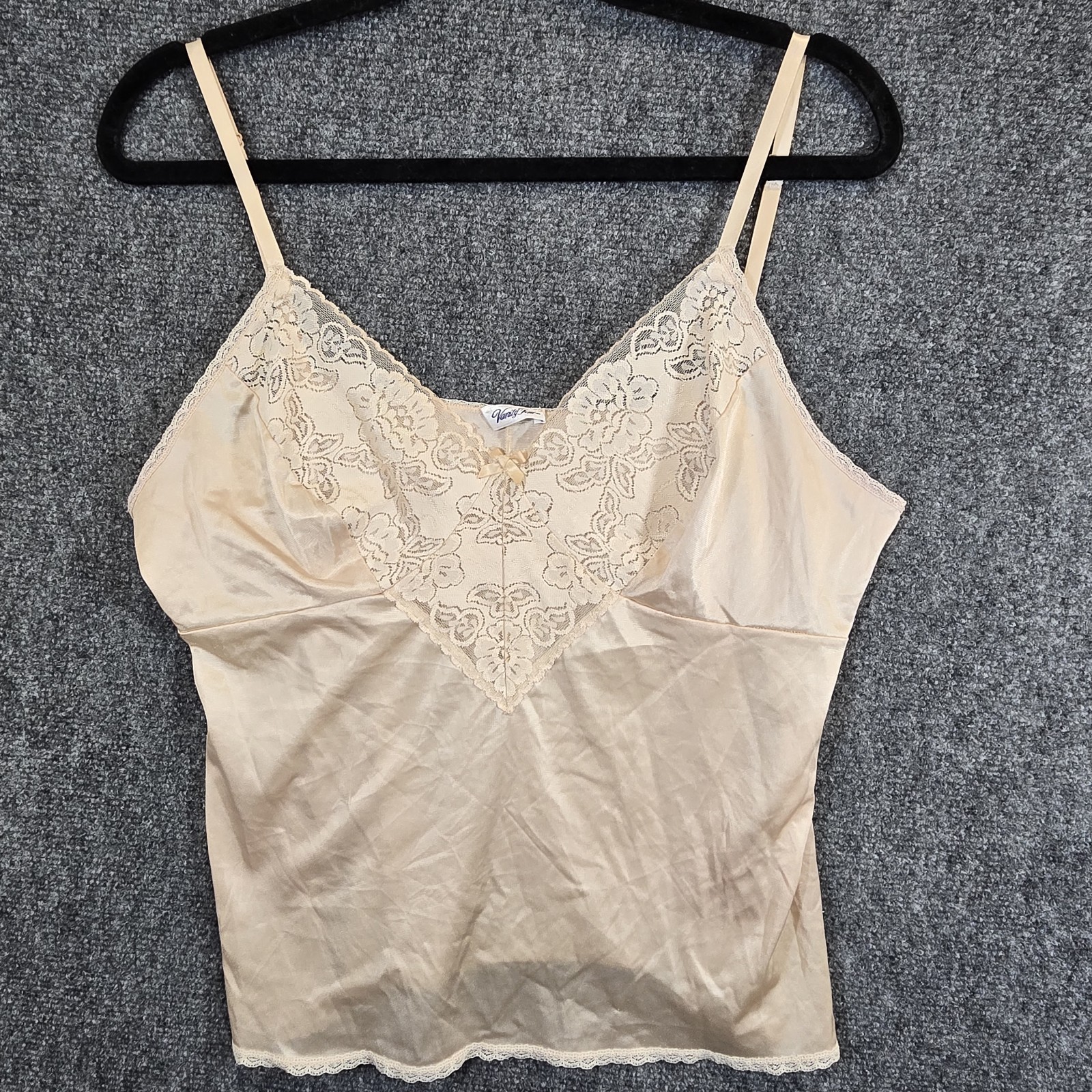 Vtg Y2k Vanity Fair Sexy Beige Satin Floral Lace Camisole Top Sz 40 Romantic