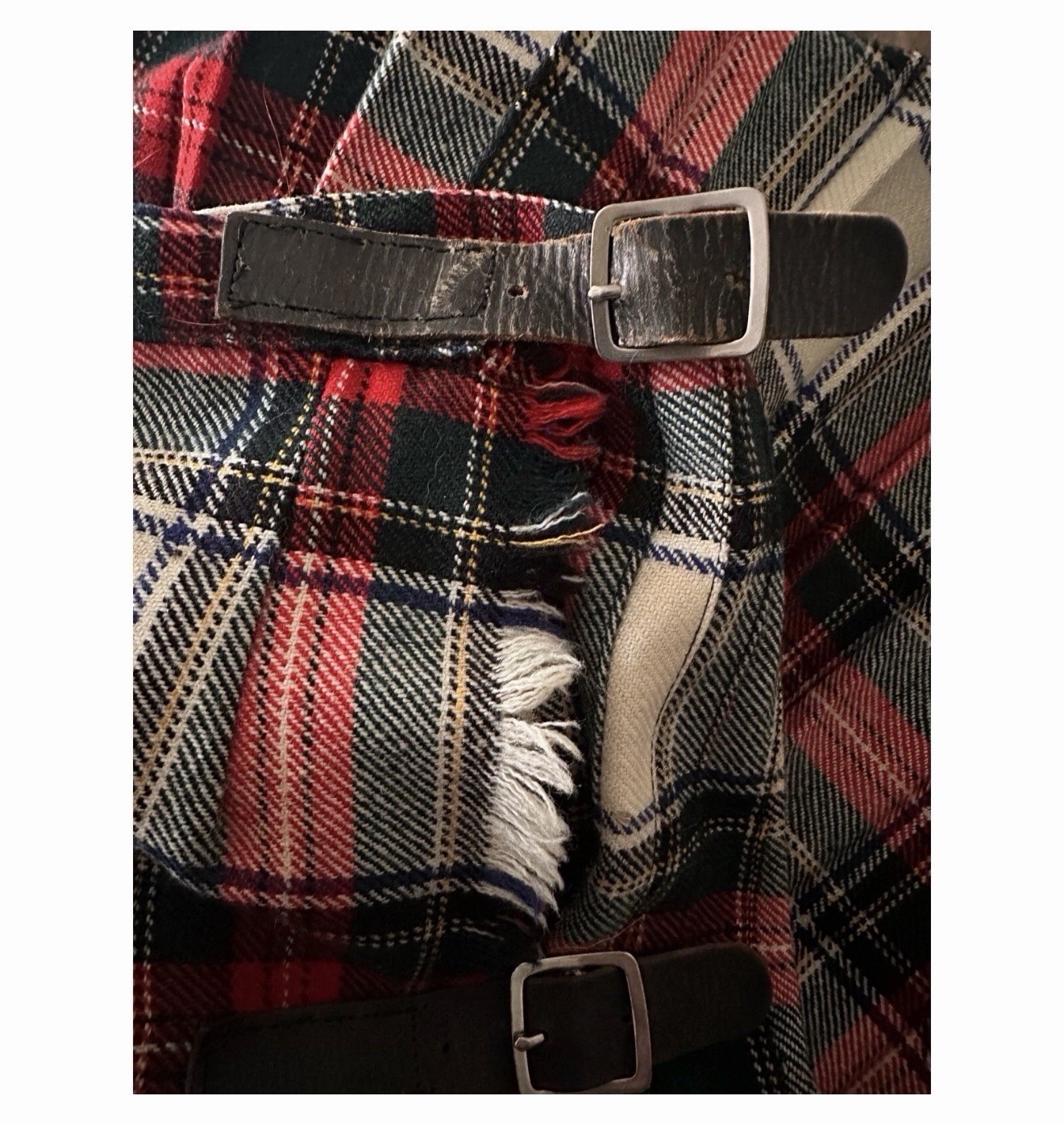 Vtg 60s 70s Pure Wool Wrap Kilt Skirt Grunge Tartan Plaid Fringed Mosbrook 26”