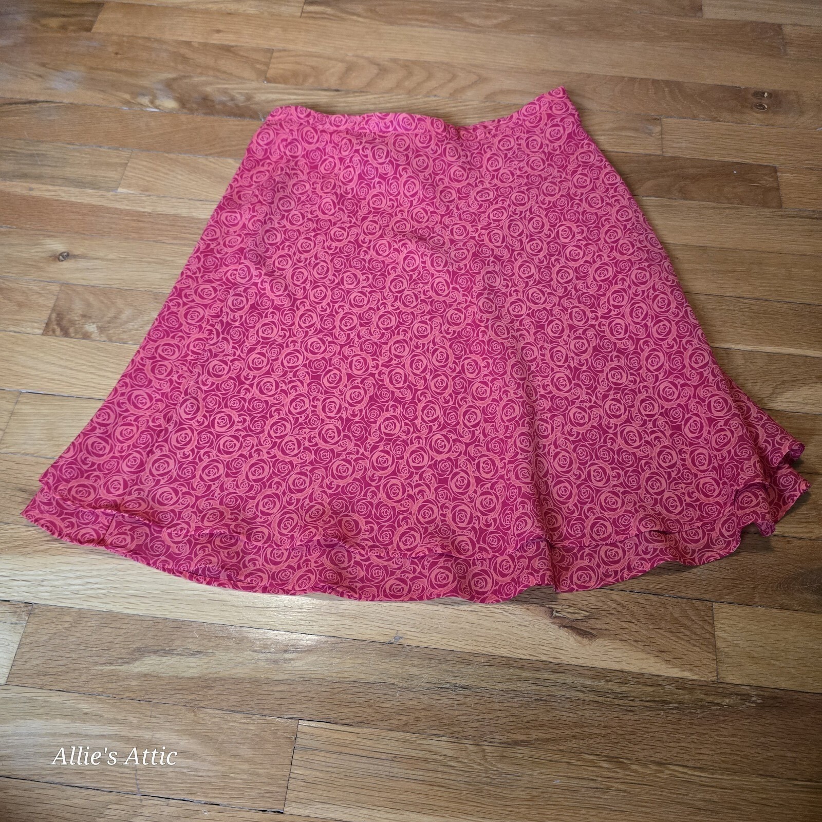 Vintage 90s Tailor B Moss Red Pink Rose Patterned Thin Floral Mini Zip Skirt 4