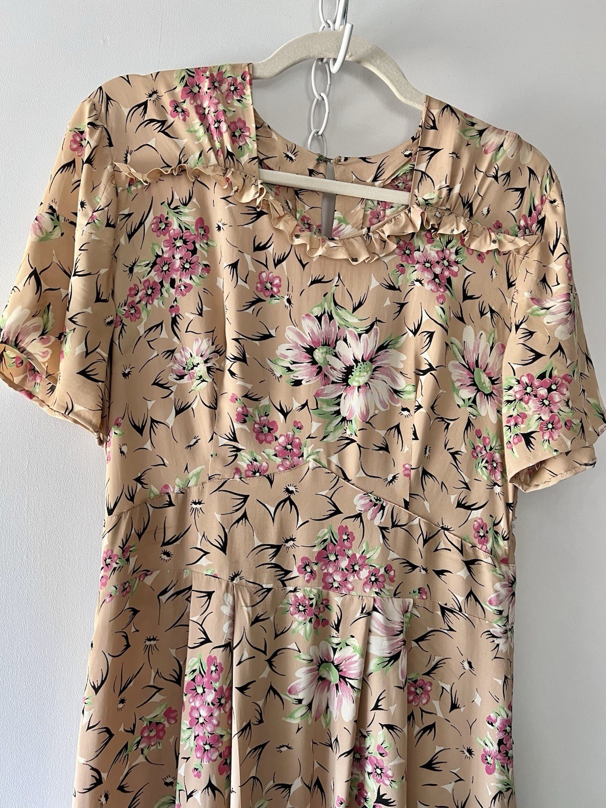 40s 50s Cold Rayon Crepe Floral Swing Tea Dress Ruffle Day Dress Pin Up M/L