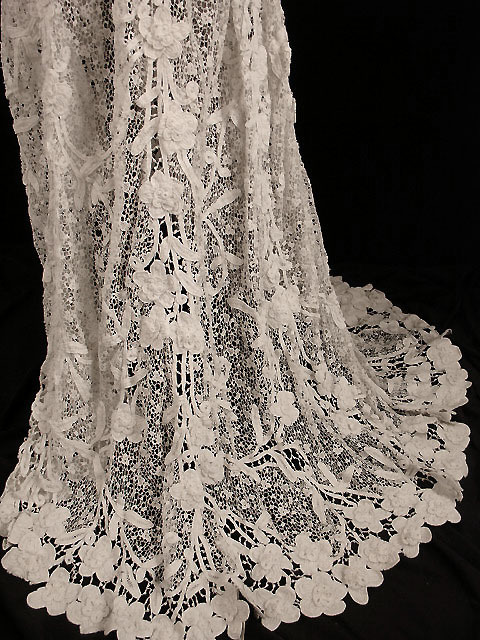EXCEPTIONAL RARE FRENCH VICTORIAN ERA IRISH CROCHET LACE WEDDING DRESS SIZE 4-6