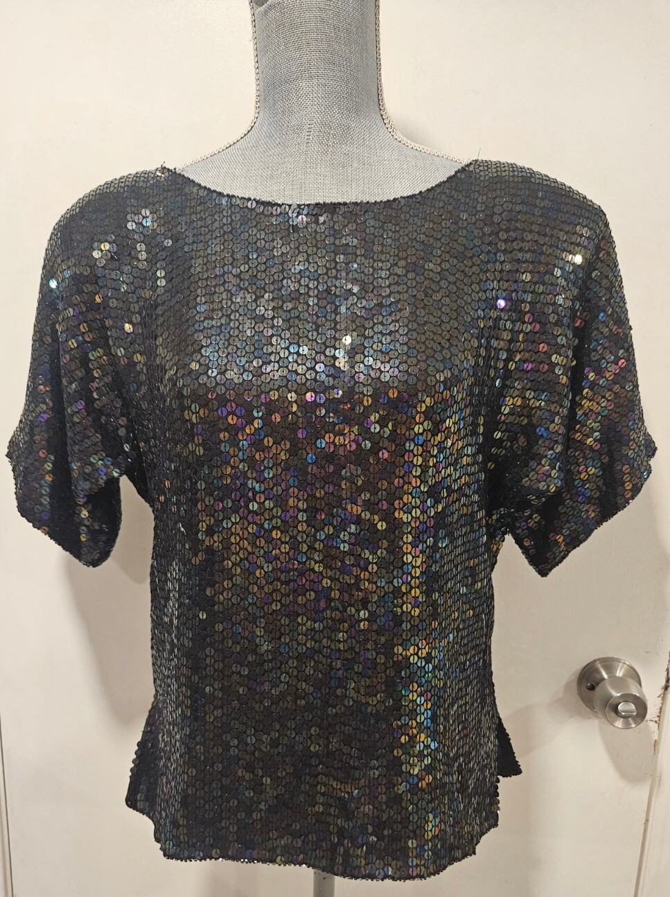 Jewel Queen Small Iridescent Sequin Short Sleeve Top Vintage 80s Beaded