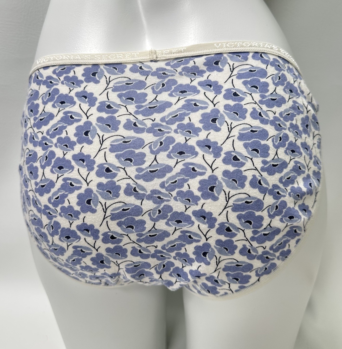 Vintage Victoria’s Secret Floral Cotton Signature String Bikini Panty Sz M 2008