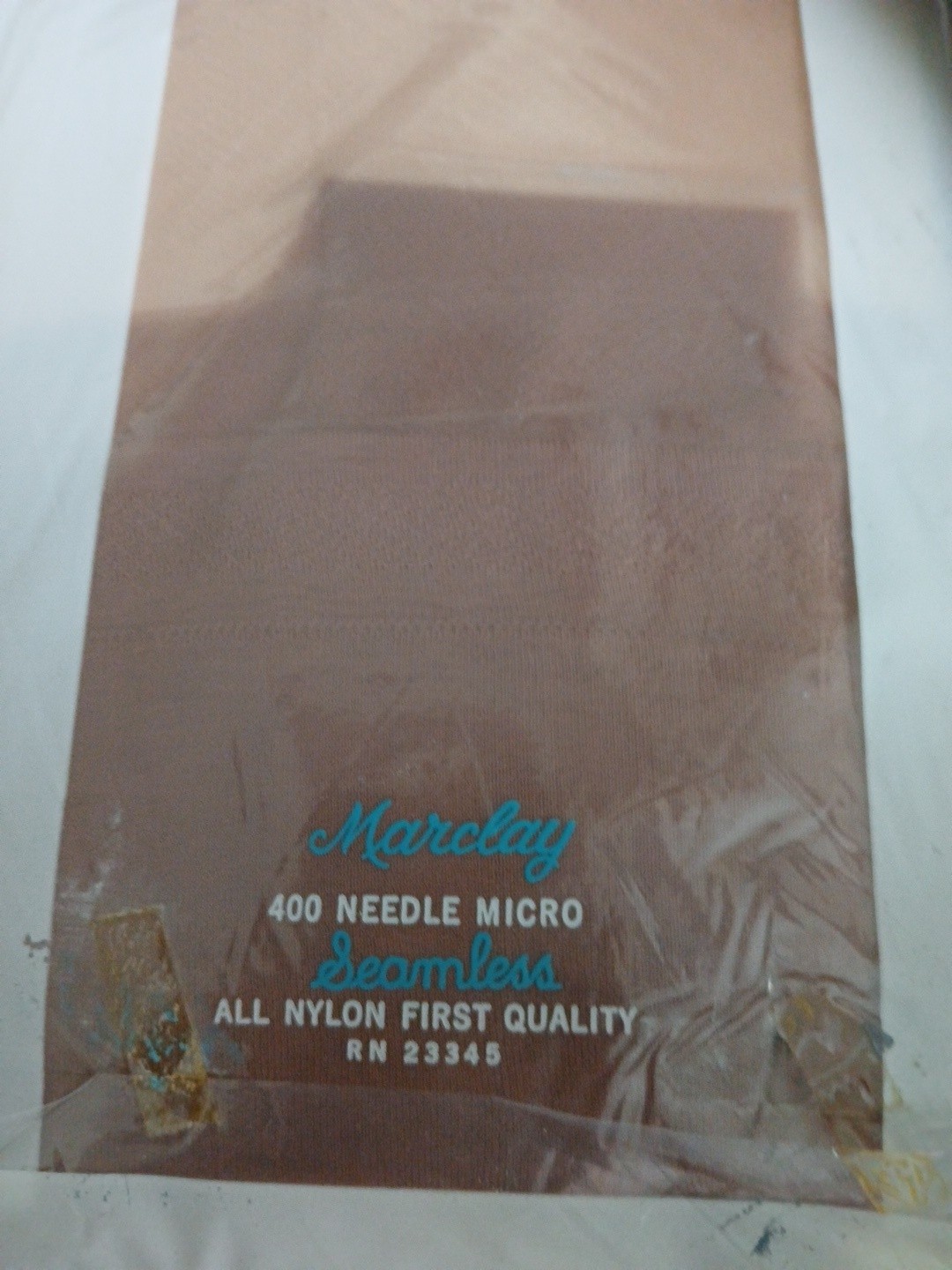 Vintage Exquisite Nylon Stockings 3 Pair Pack Size 10 Beige Never Opened