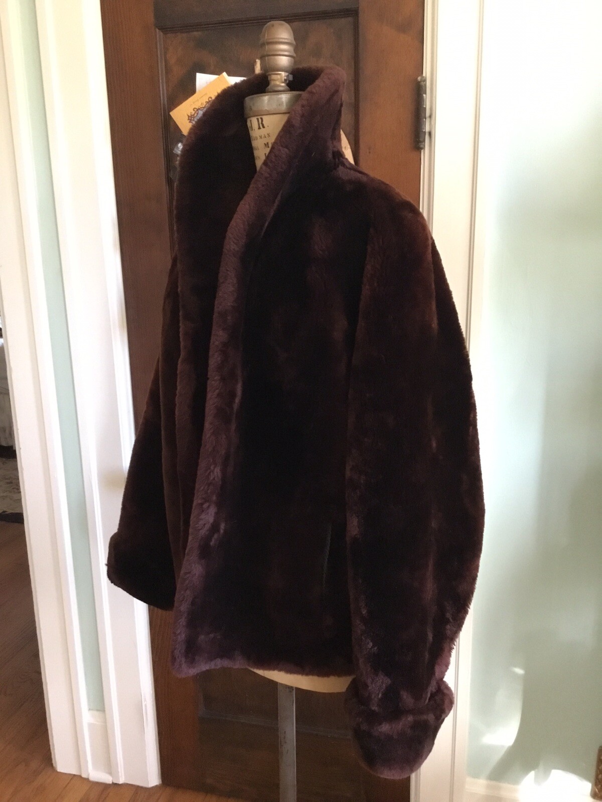 Vintage Mouton Lamb Fur Coat Dark Chocolate Brown Shawl Collar Cuffs Pkts Lined