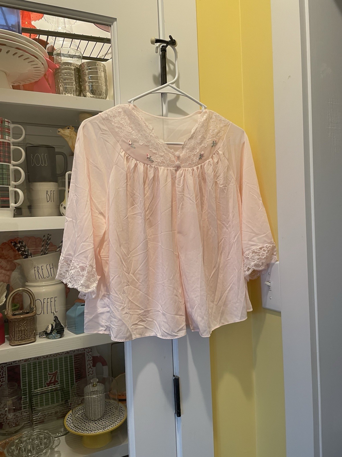 VINTAGE Shadow Line Pink Satin Bed Jacket M