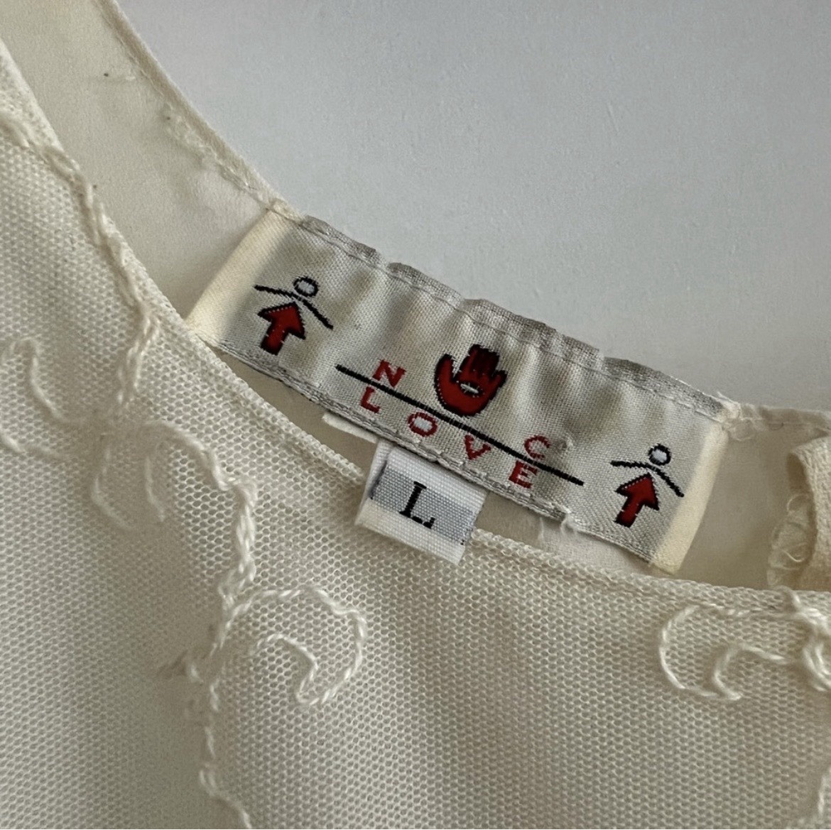 Vintage 90’s NC Love ivory embroidered dress. Size L. Great Condition