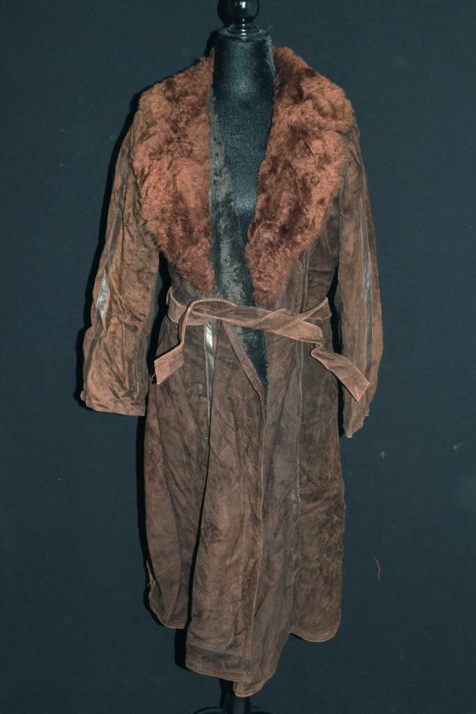VINTAGE 1970’S-1980’S SHEARLING WOMEN’S COAT SIZE MEDIUM EXCELLENT CONDITION