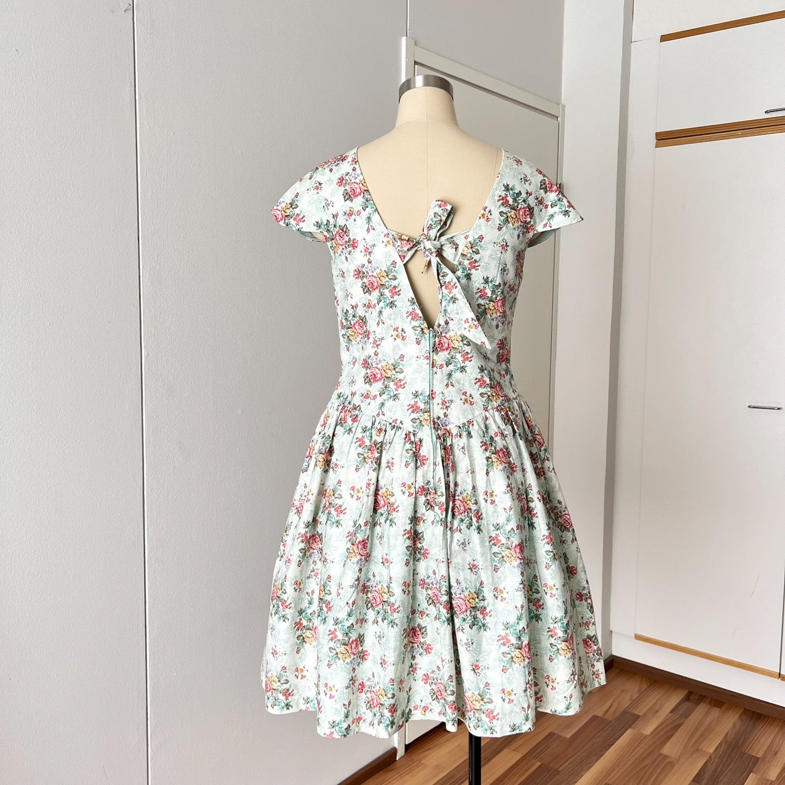 Vintage Floral Two Piece Dress & Bolero Set Puff Sleeves Tea Length Cottagecore