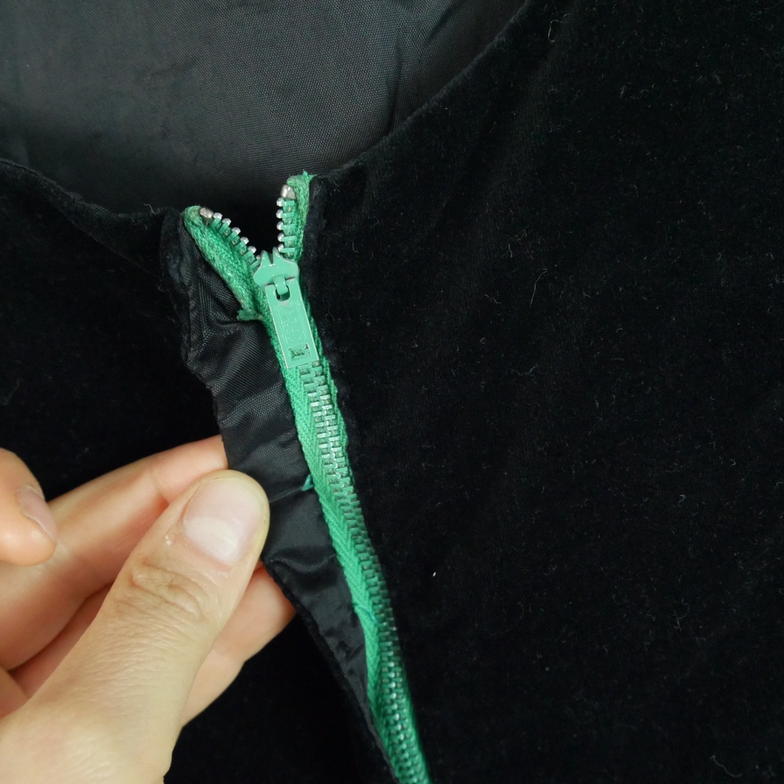 Vintage XS Party Dress 50s 60s Velvet Green Holiday Fit Flare Retro Festive