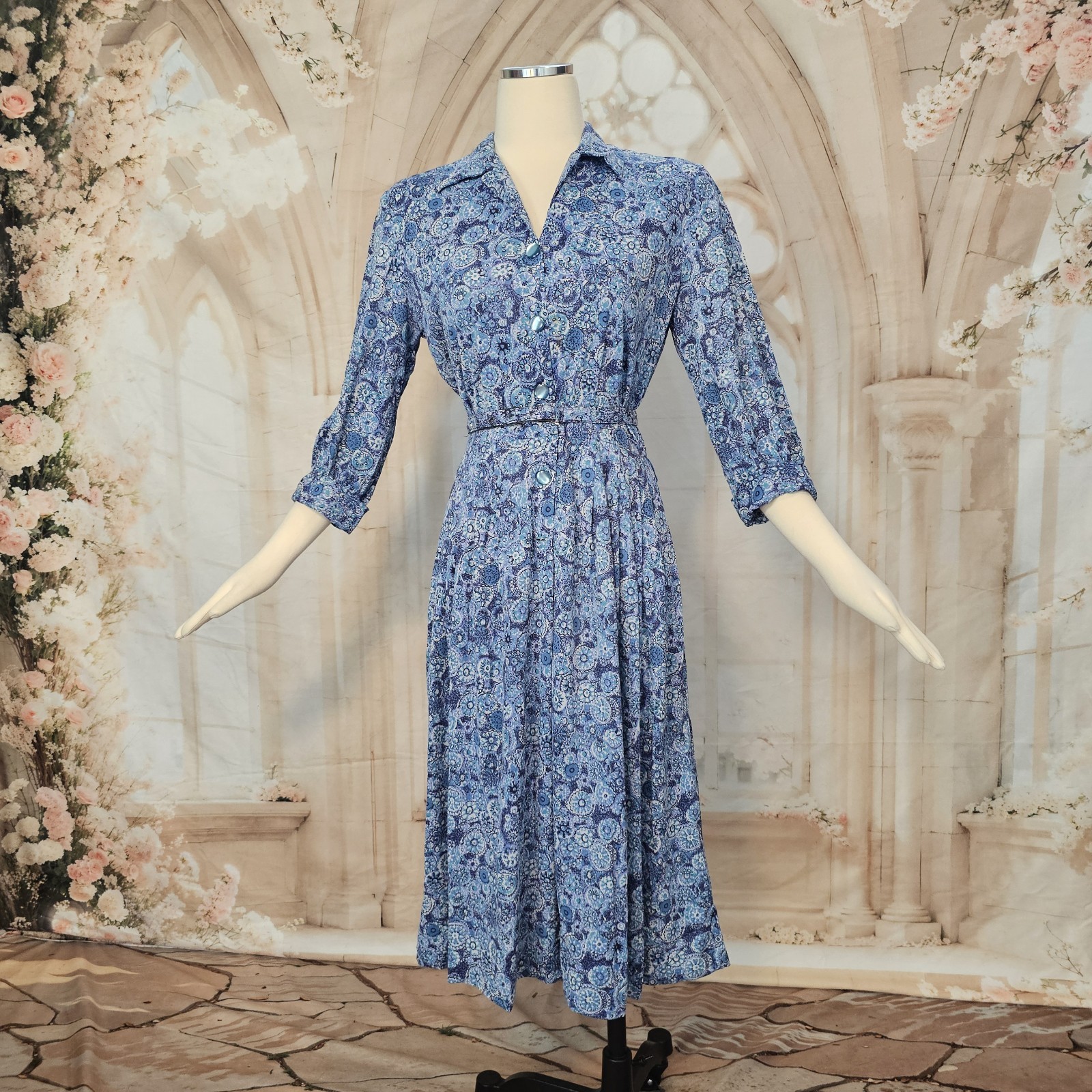 Vintage 1960’s Dress Button Up Blue White Floral 3/4 Length Sleeve Collar Pinup