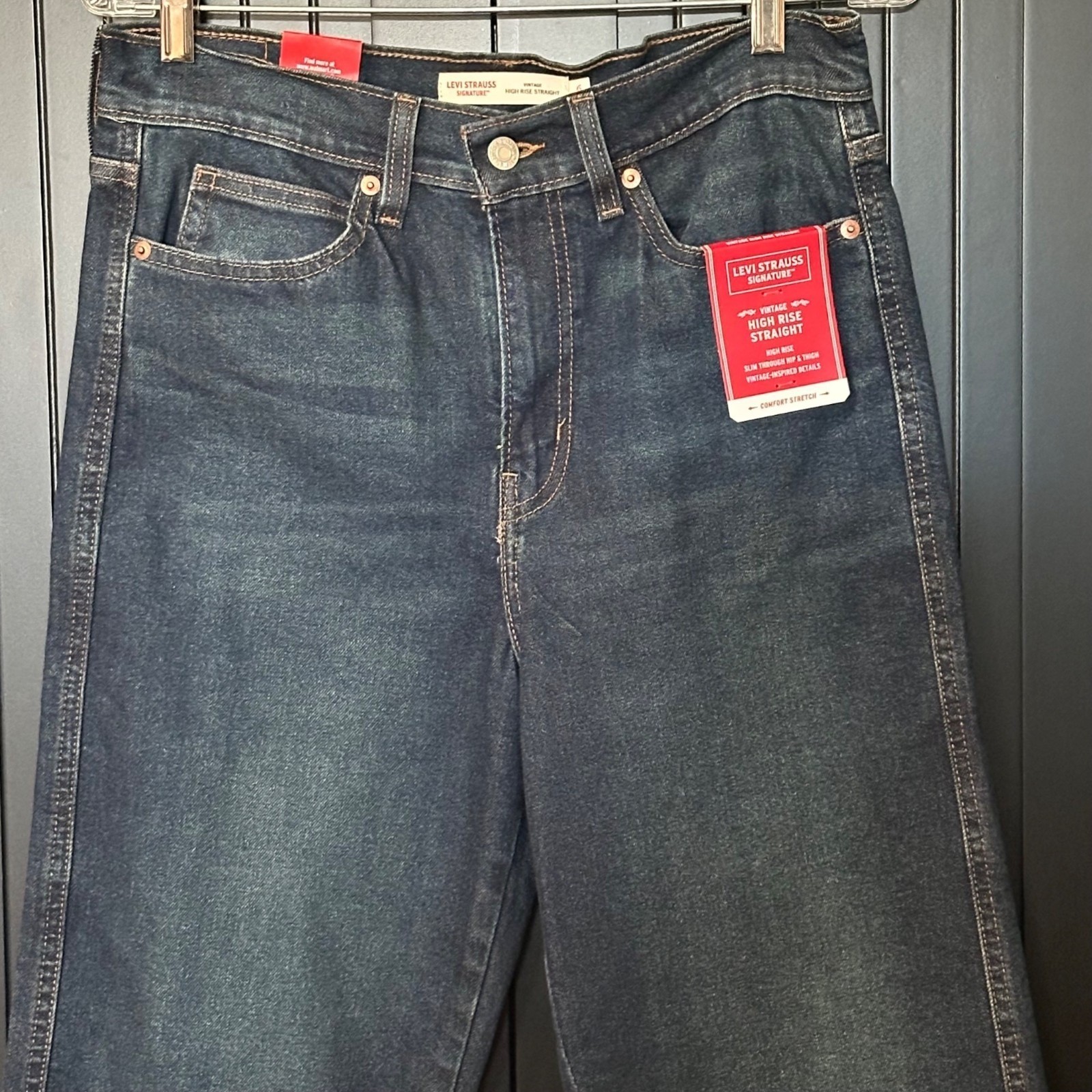 Levis Signature Womens Jeans Size 6 Vintage High Rise Straight Dark Wash Denim