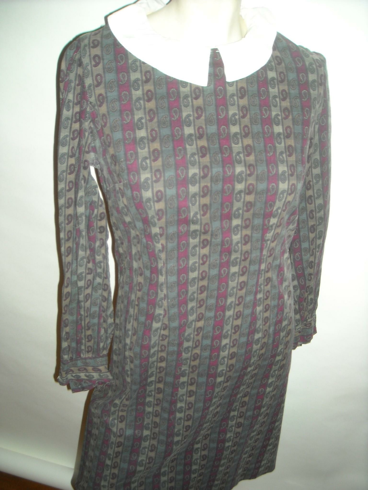 VTG 60 70S WOMENS S QP DOLL CUTE PAISLEY PRINT DISCO HIPPY GO GO DRESS