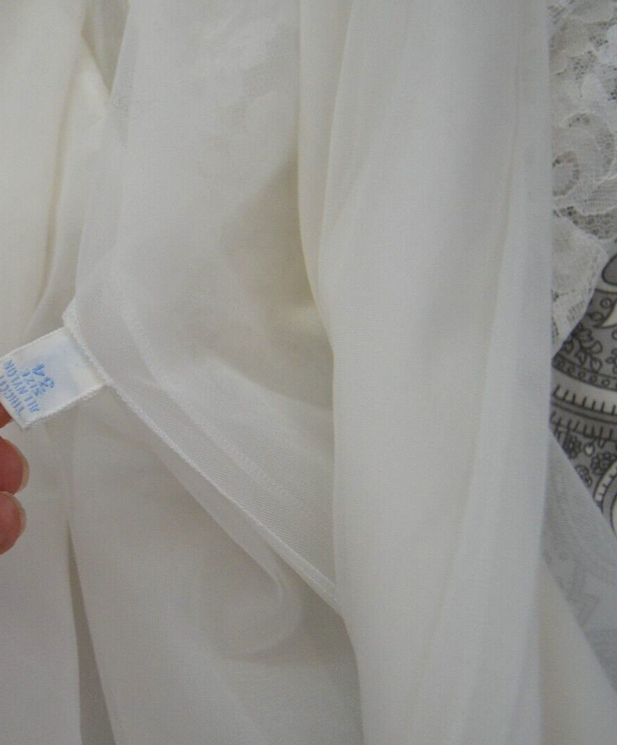 Vintage VANITY FAIR Nightgown Robe Peignoir Set Small Ivory Long Lace Nylon Puff