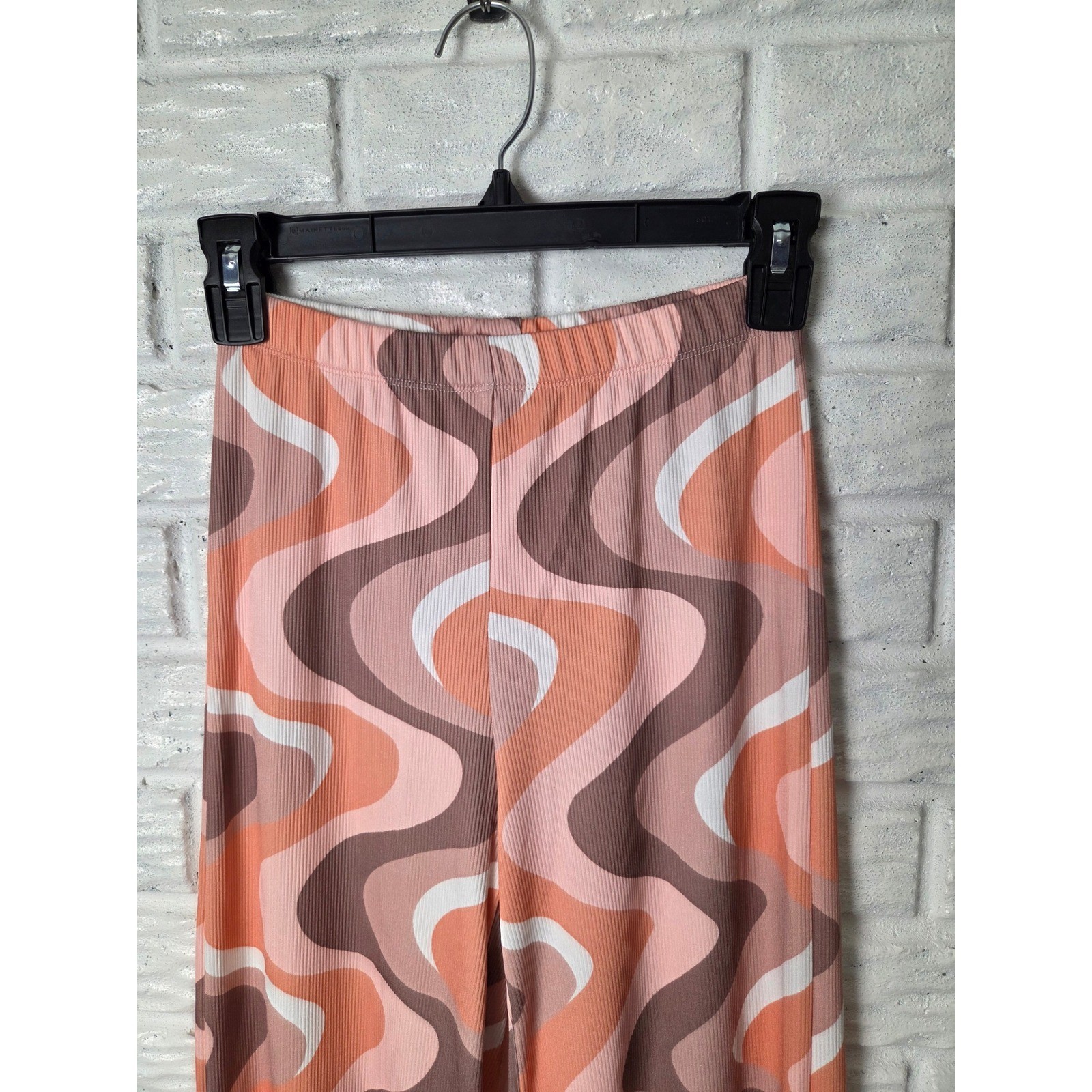 Princess Polly Multicolor Wave Stretch 70s Flare Pants Women’s size 2 XS Pull On