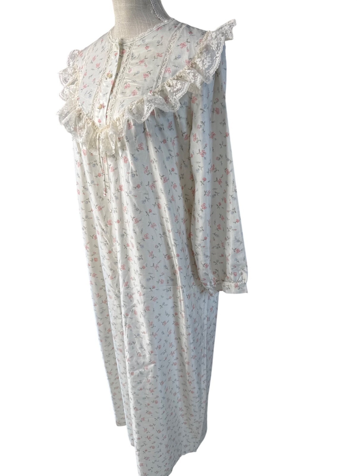 Apostrophe Sears vintage Floral Lace Trim Long Sleeve Satin Flannel Nightgown Sl