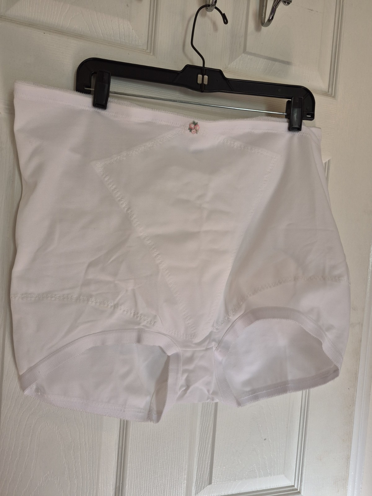 Vtg Underscore Triple Front Support. White, SZ 6X/44. 80%Nylon/20% Spandex. NWOT