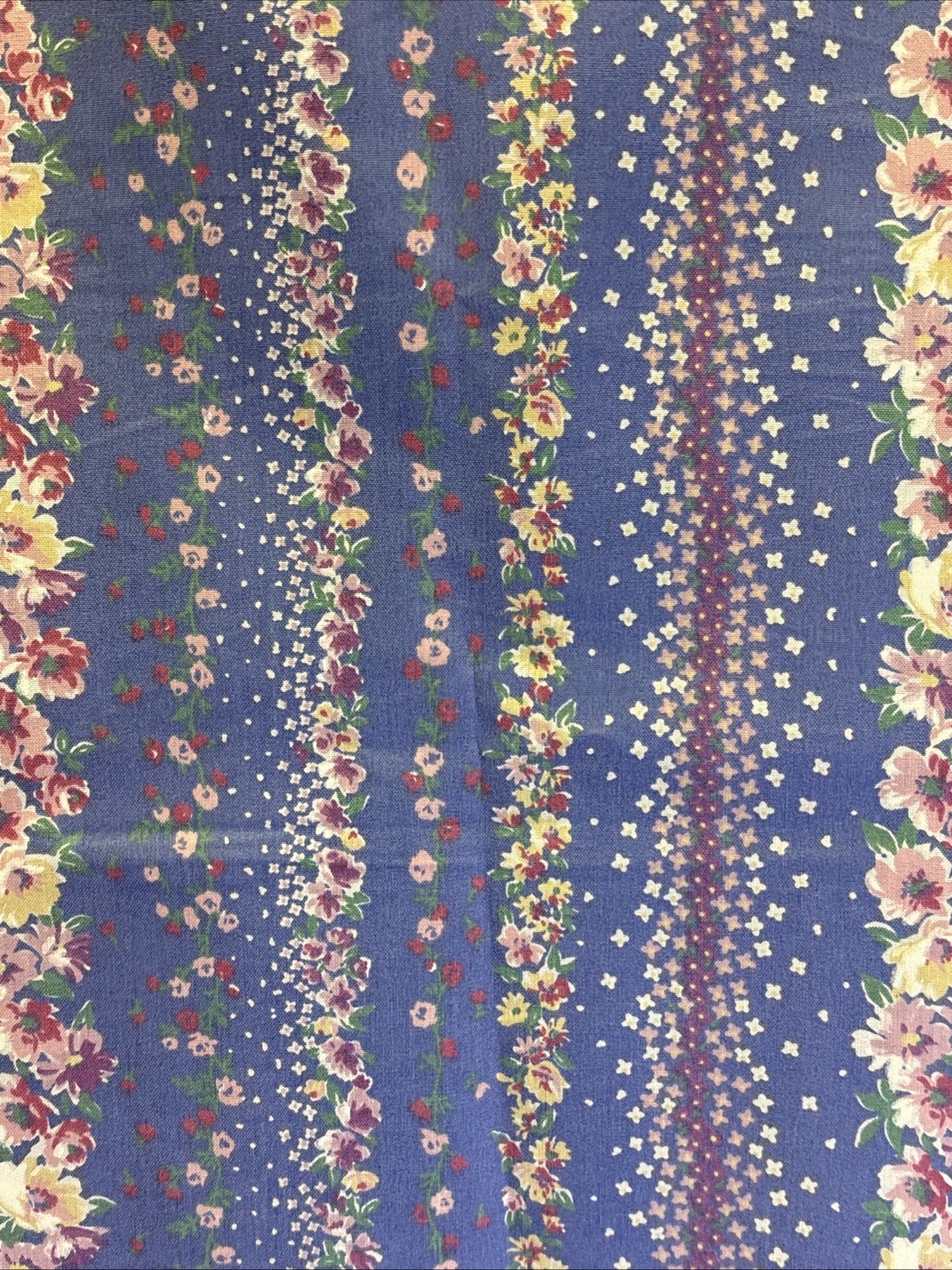 Vtg Russ Women’s Blue Floral Top Shirt Union Made In USA 1980s 80s Blouse Read
