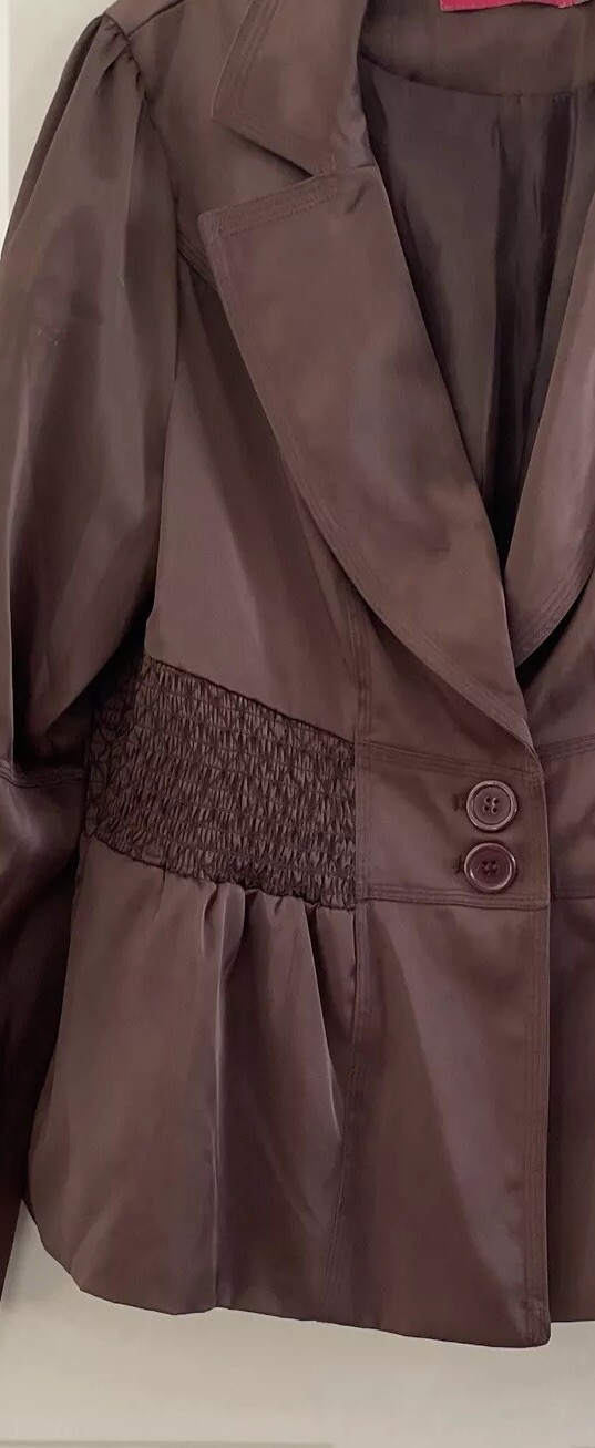Vtg Women Zoompy Brown Career Jacket Size Medium Smocking Multi Buttons Preowned