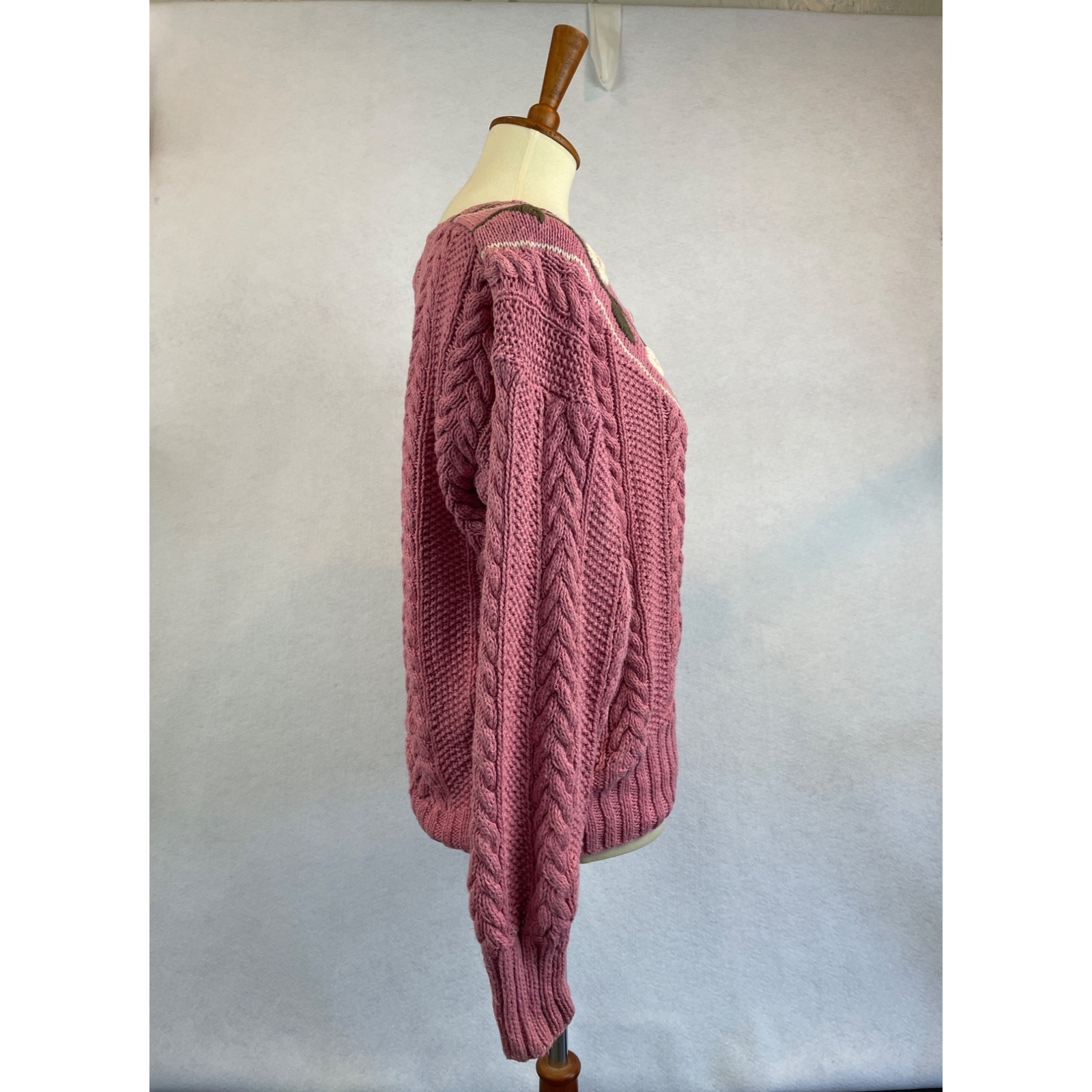 Vintage 80s 90s Melbourne Country Sweater Pink V Neck Floral Hand Knit Size M