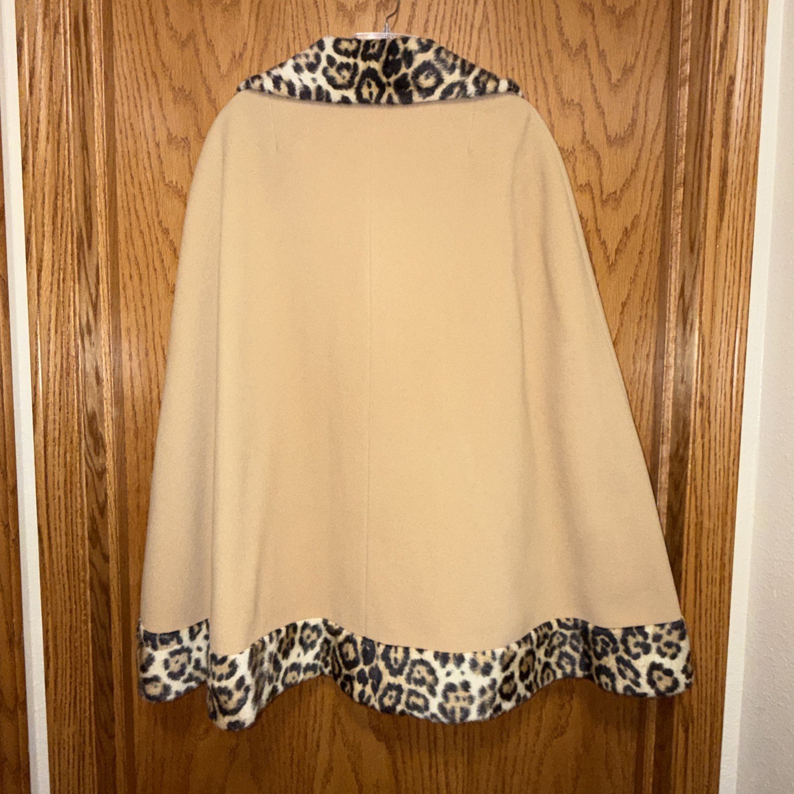 Vintage Camel Cape Faux Cheetah Fur Collar Double Breasted 70s USA Union Made