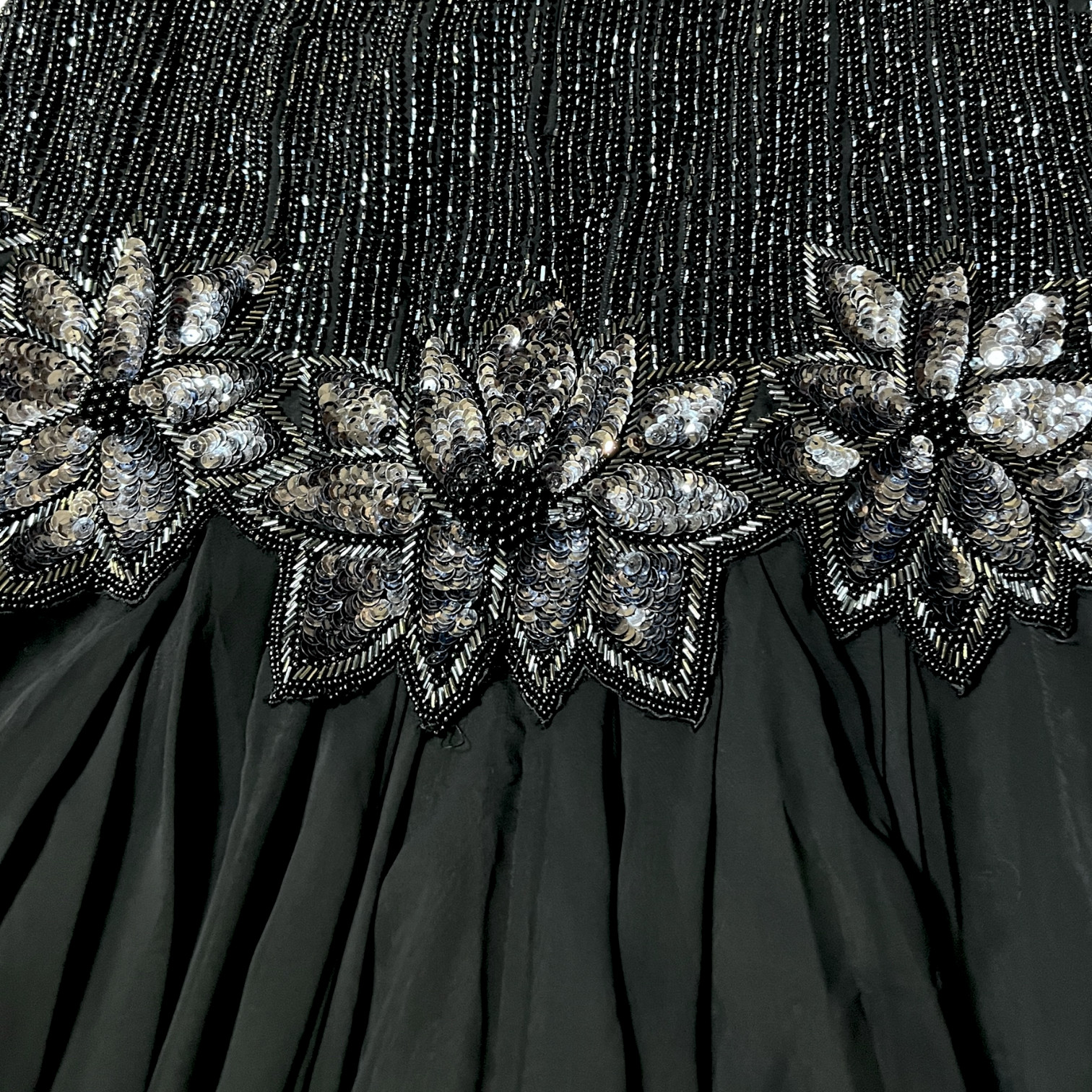 Sequined Beaded Vintage 90s Drop Waist Black Silver Floral Dress Gatsby 20s Para