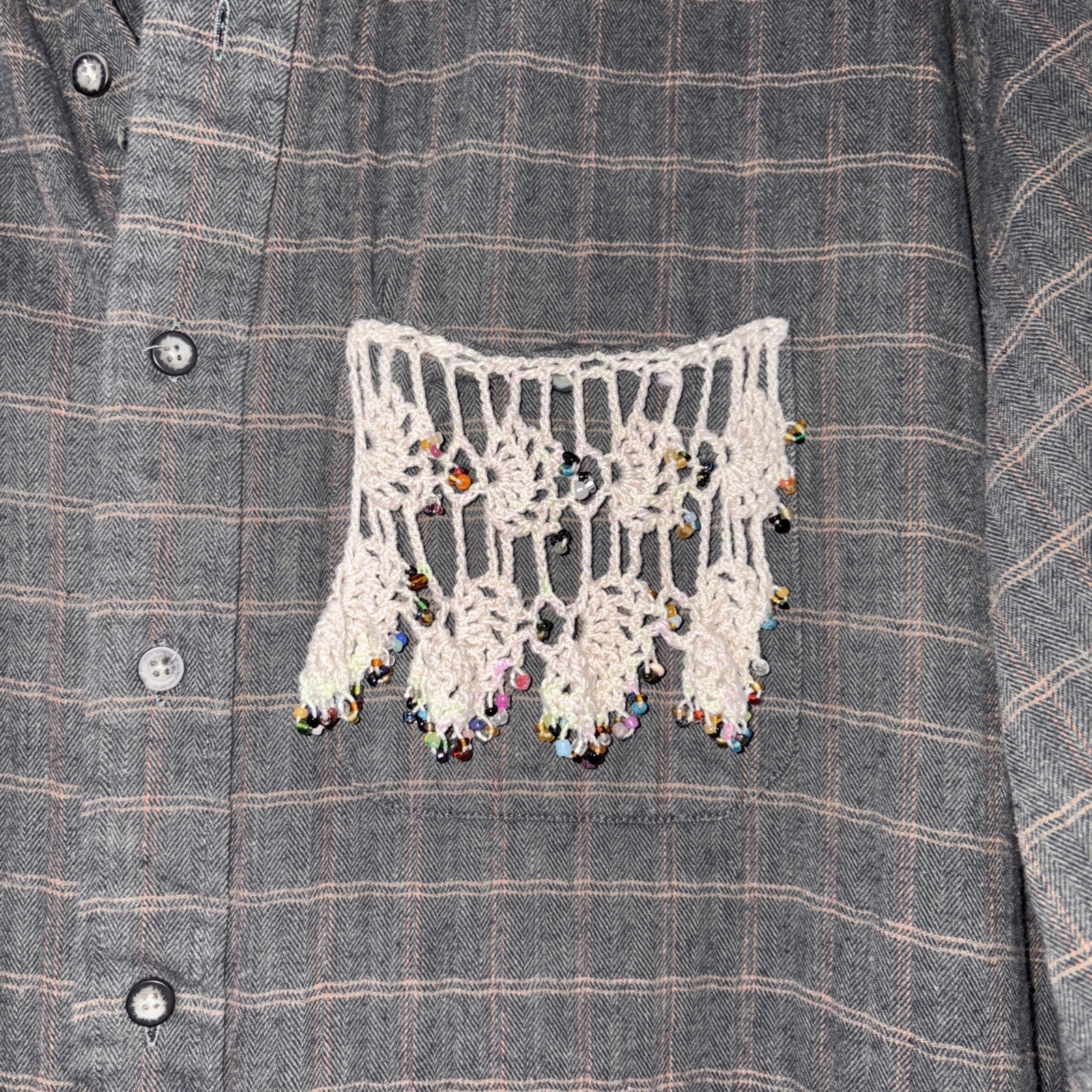 REDUCED PRICE & SHIP! Ladies Van Huesen Flannel Shirt, Jacket Embellishments XL