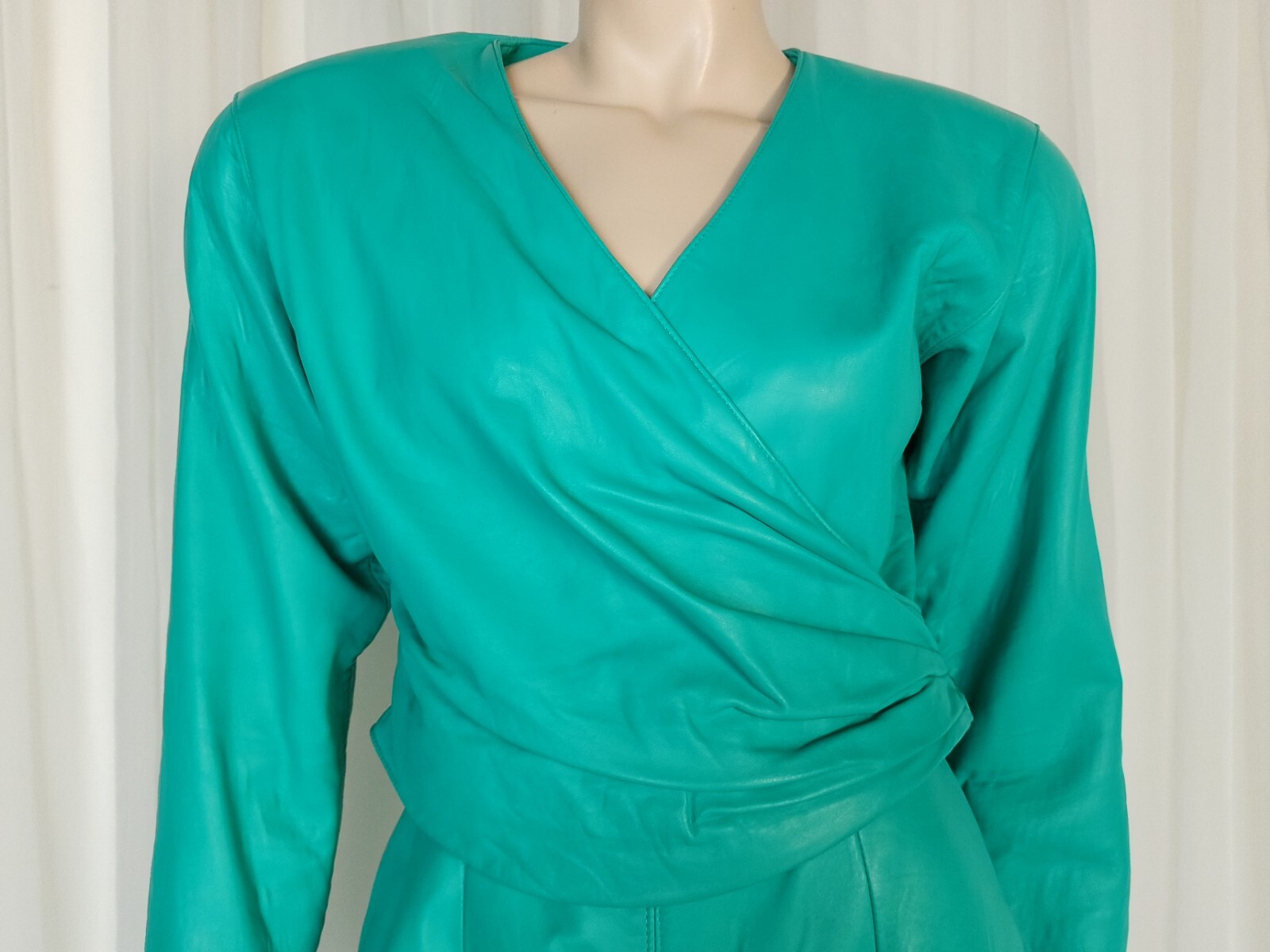 Vtg 80s Rumors n Gossip 2pc Leather Blazer & Skirt Suit Set aquamarine S/M