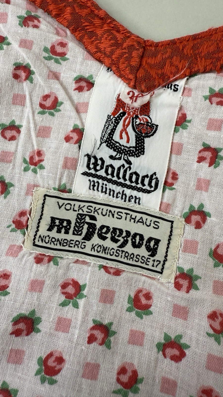 Wallach Volkskunfthaus Munchen Antique Dress German Red Hand Made Dirndl XS