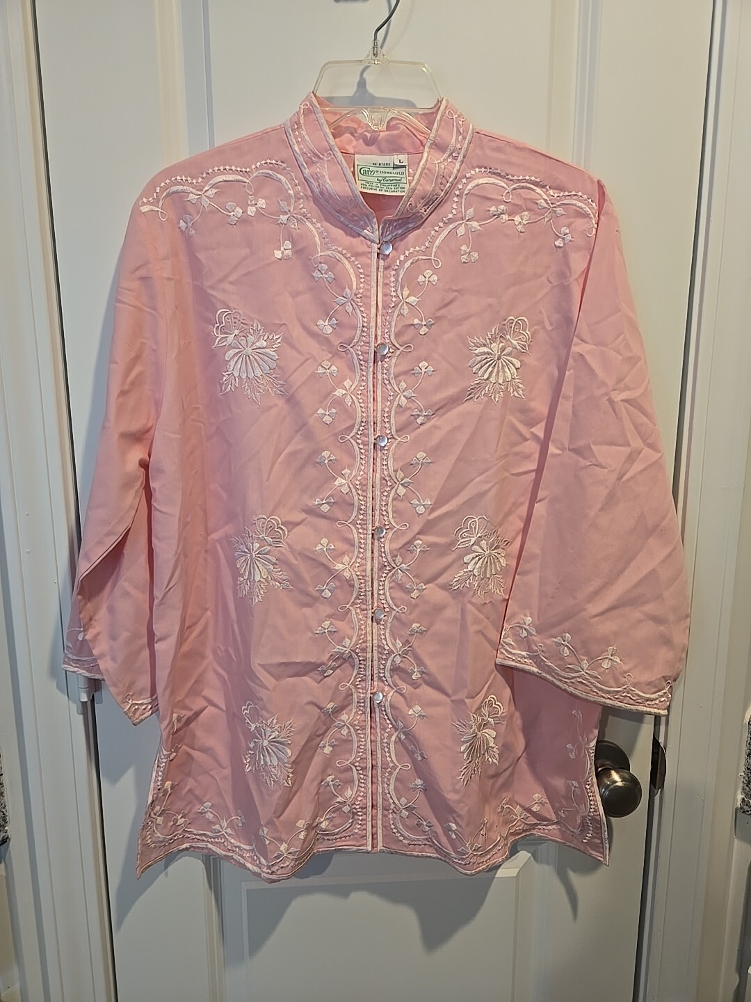 VTG Caro of Honolulu Pink and White Embroidered 3/4 Sleeve Floral Blouse Size L