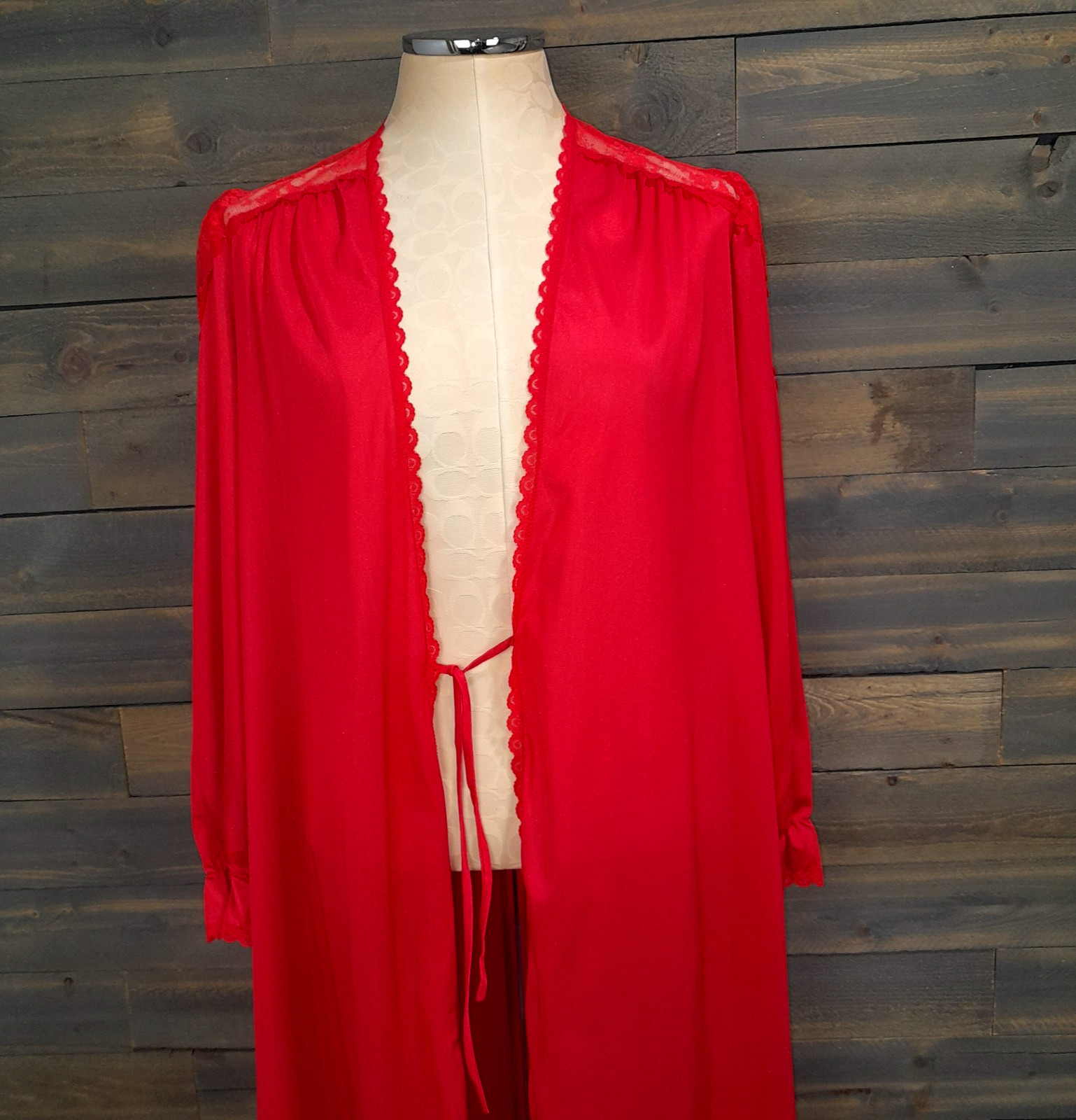 Undercover Wear Robe Womens M/L Petite Lipstick Red Nylon Lace Maxi USA 90s Vtg