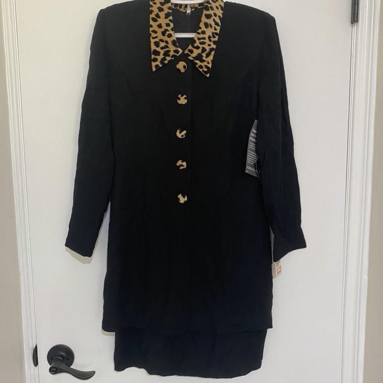 Classy vintage dress NWT Size 8 (but runs small as most vintage clothes)