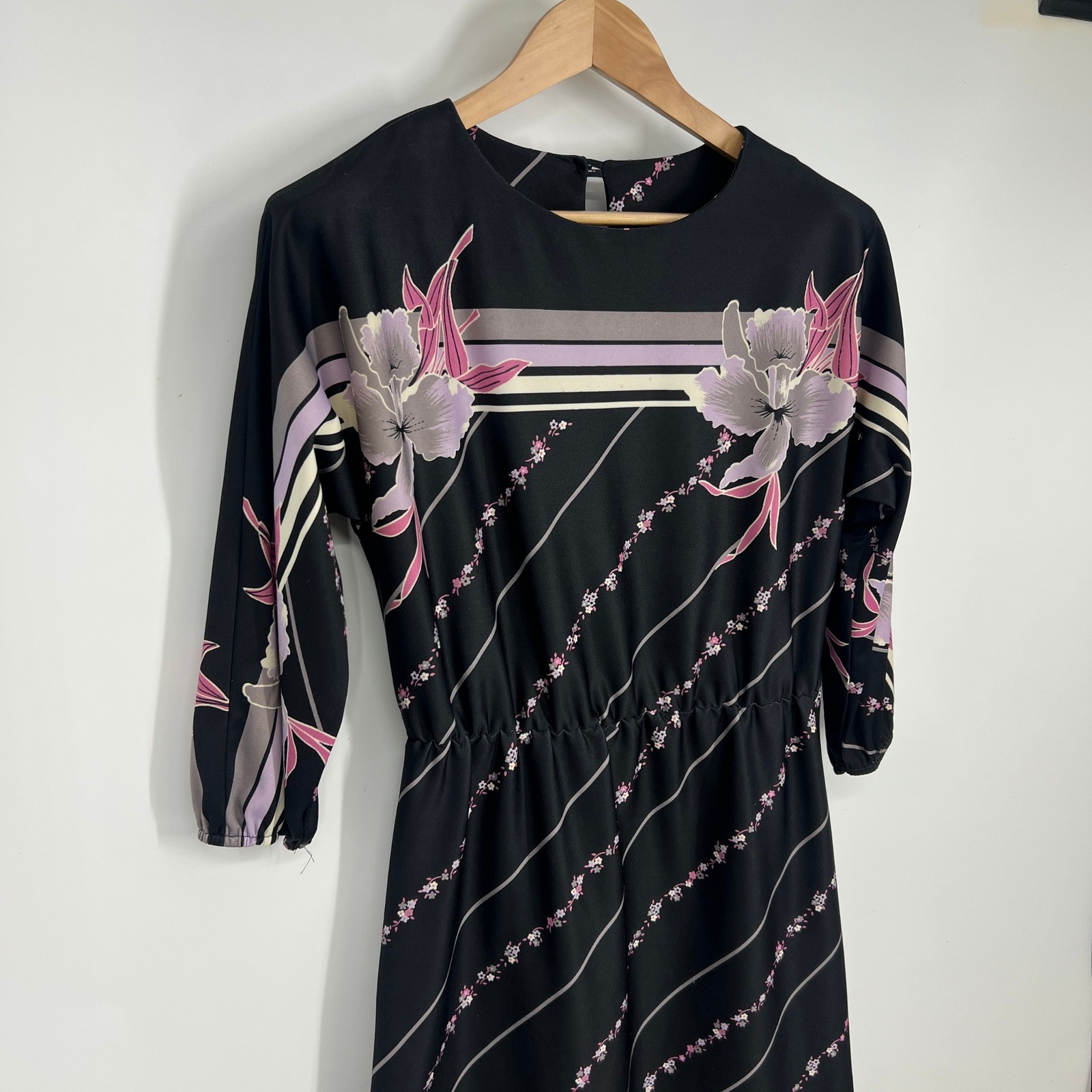 Vintage Avon Fashions Floral Striped Midi Dress Black Pink Purple 7/8 FFA-17782