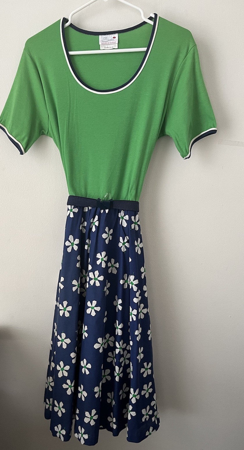 Vintage 50’s/60’s Serbin Cotton /Jersey Dress Size 18 Stretch Waist W/belt