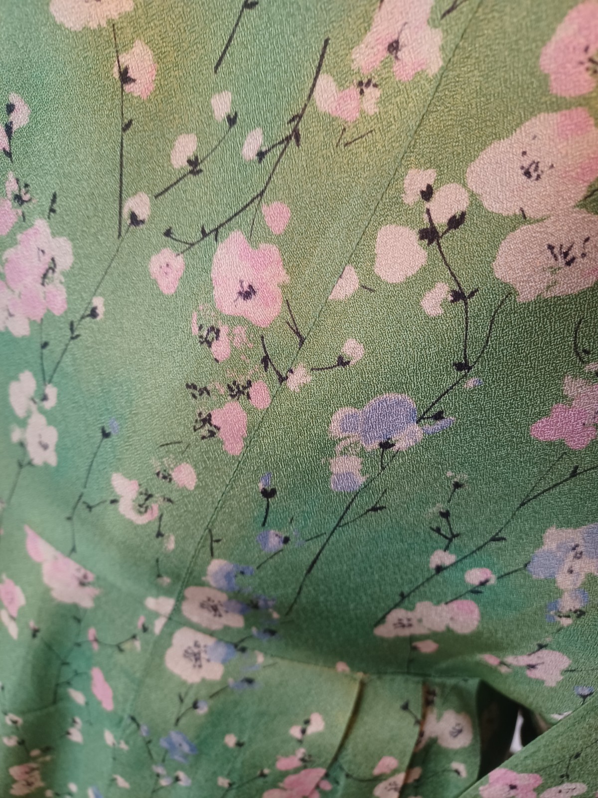 Vintage Mid-century/ 1950s Spring Green Floral Tafetta Dress with Pussybow Neck
