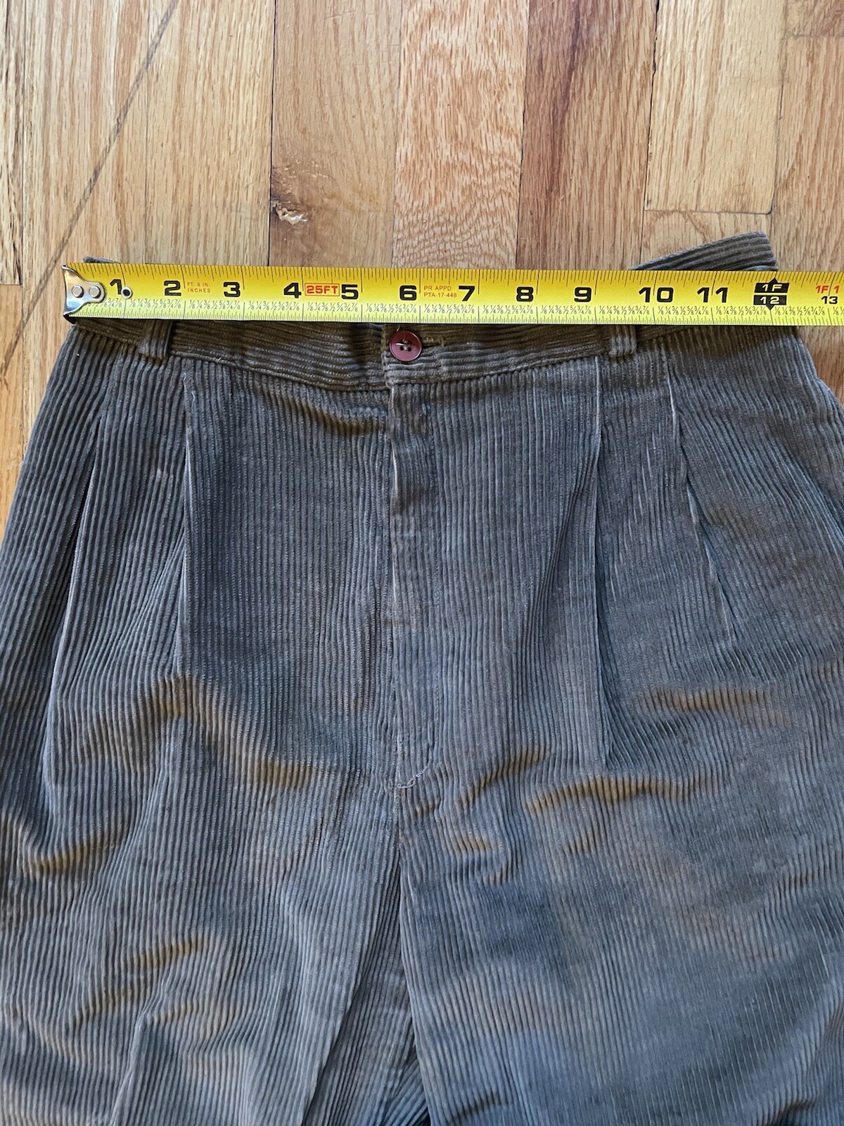 Vintage Happy Legs peddle pusher pants corduroy grey/brown 24”