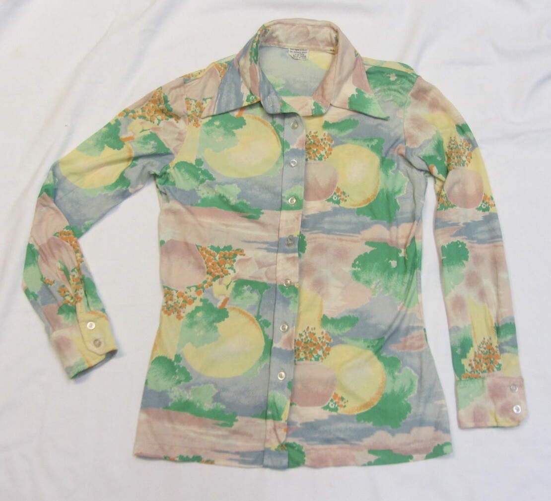 Vintage 1970s Stretchy Button Up Blouse Size 11/12 Green Yellow Blue Watercolor