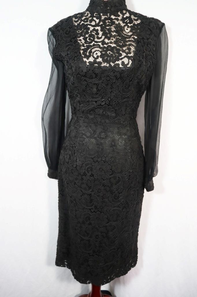 Vintage 1960’s Black Cotton & Silk Lace Cocktail Dress Size 6+